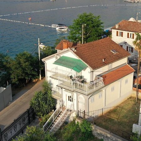 Villa Viva House à Kotor Extérieur photo