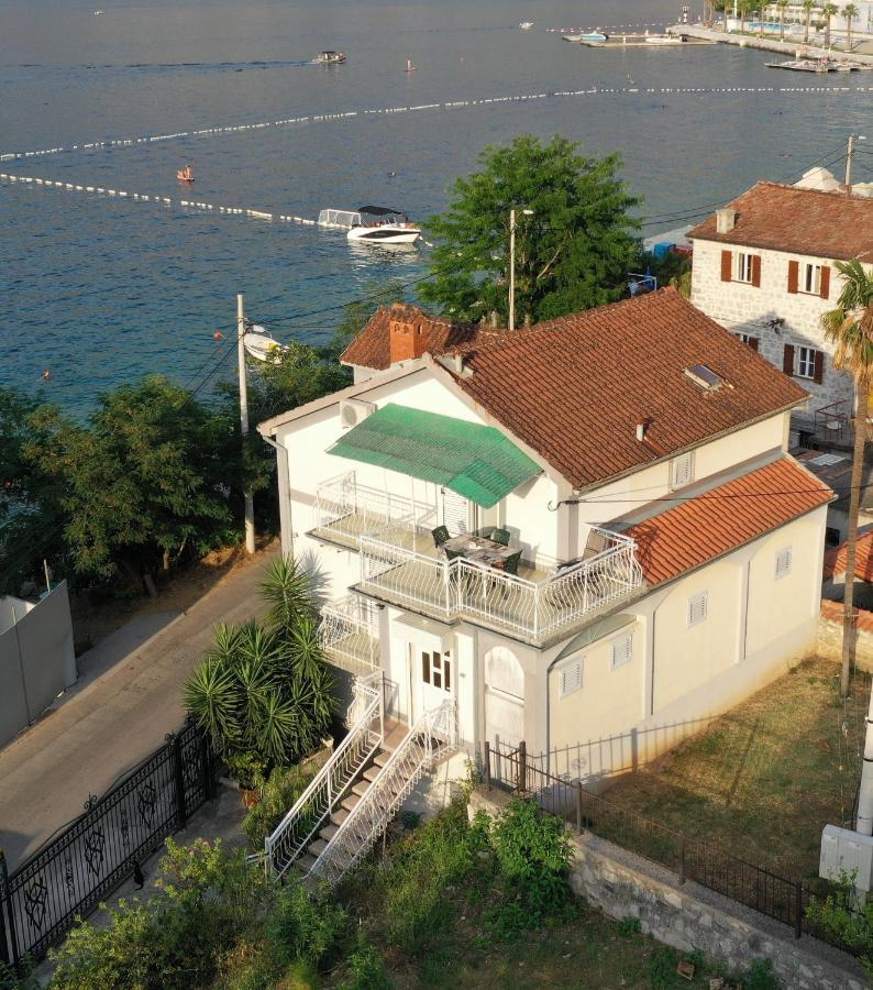 Villa Viva House à Kotor Extérieur photo