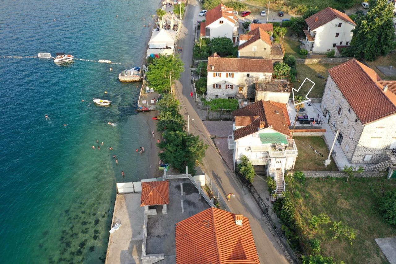 Villa Viva House à Kotor Extérieur photo